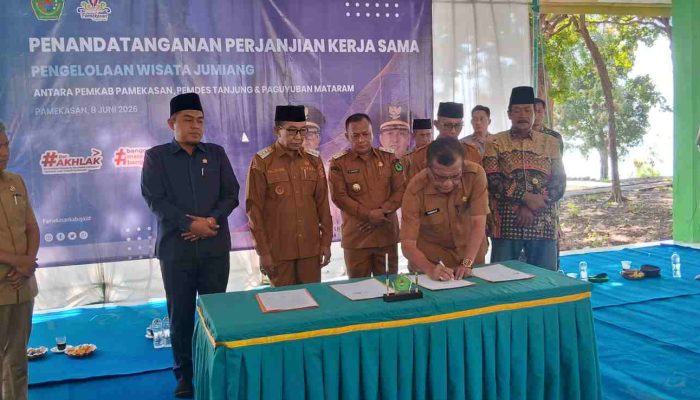 Ciptakan Wisata Halal, Pemkab Pamekasan Teken MoU Soal Pengelolaan Pantai Jumiang